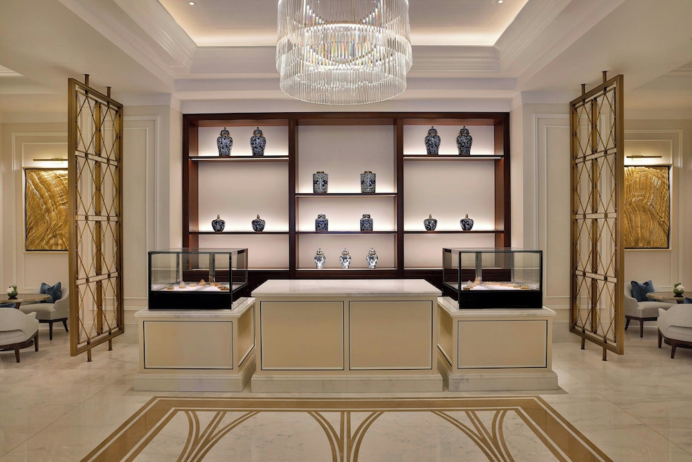 The Ritz-Carlton, Amman 8/50