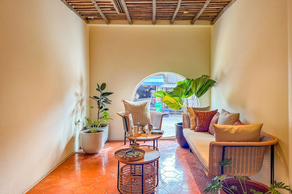 The Fig Lobby 118/136