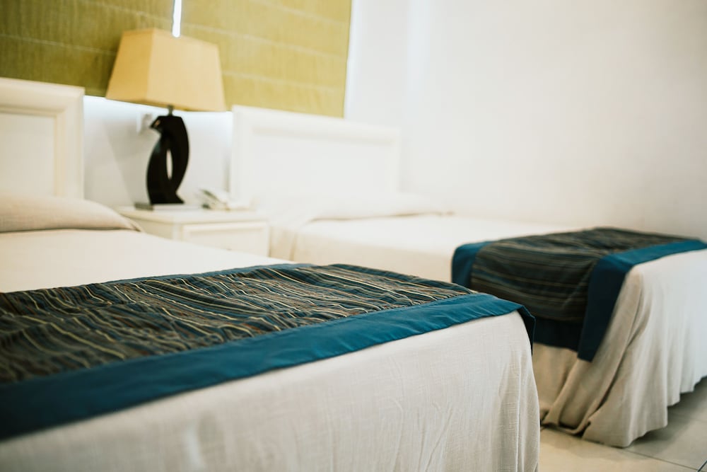 Diamond Bay Boutique Resort 24/62