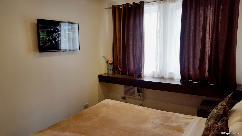 Zen Rooms Makati Amorsolo 1/59