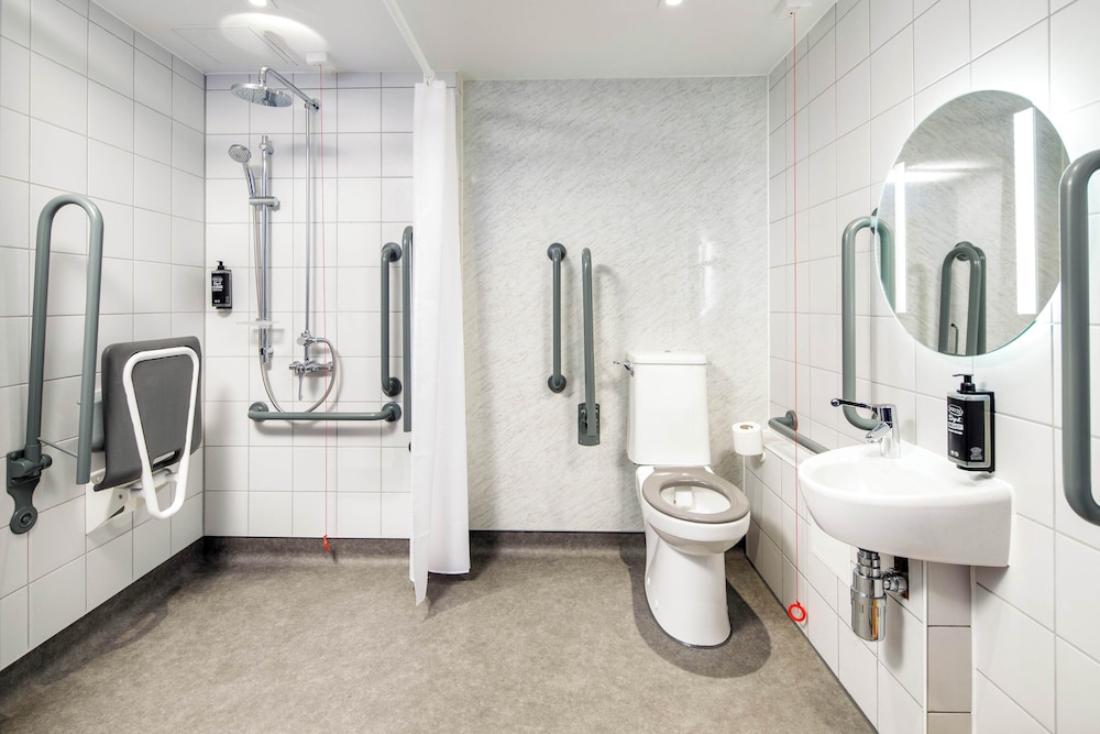 ibis budget Manchester Airport 45/48
