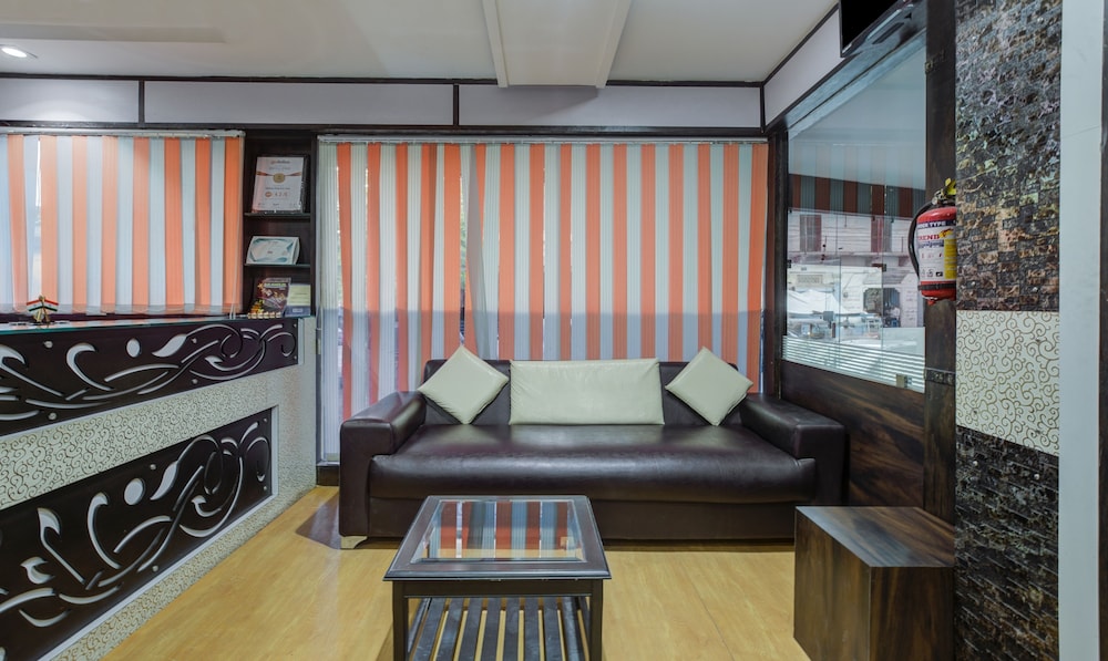 Hotel Royal Dezire 34/48