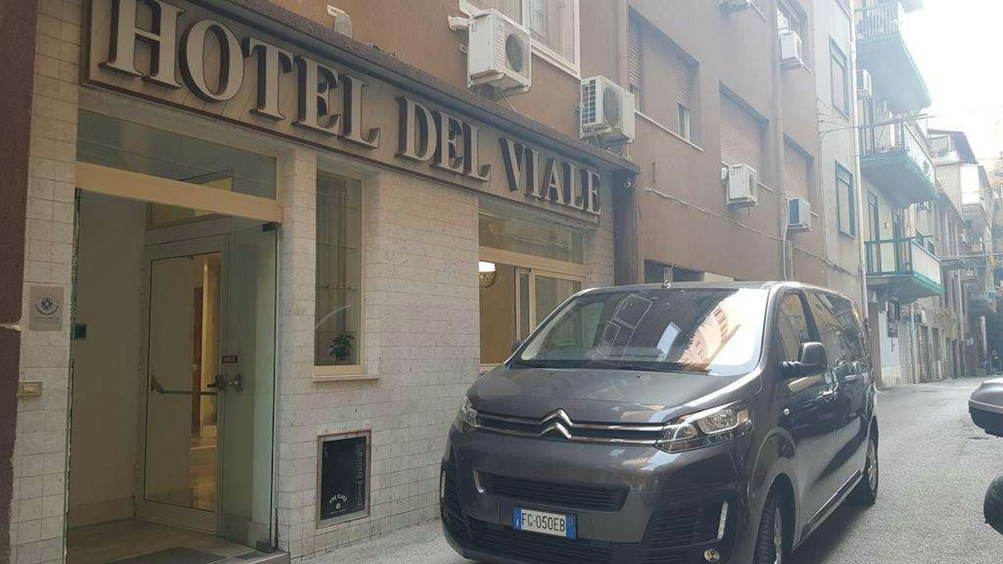 Del Viale 49/59