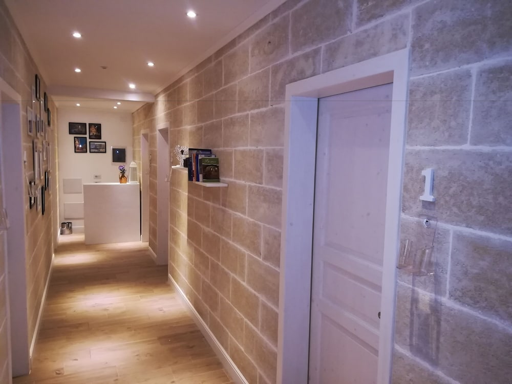 B&B Suites Via Del Mare 5/38