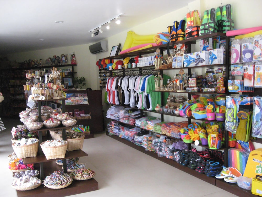 Bluewater Maribago Beach Resort 41/50
