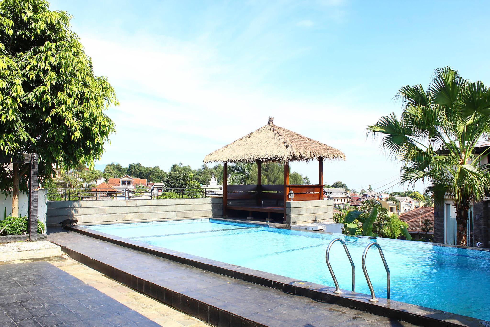 The Rizen Hotel 20/22