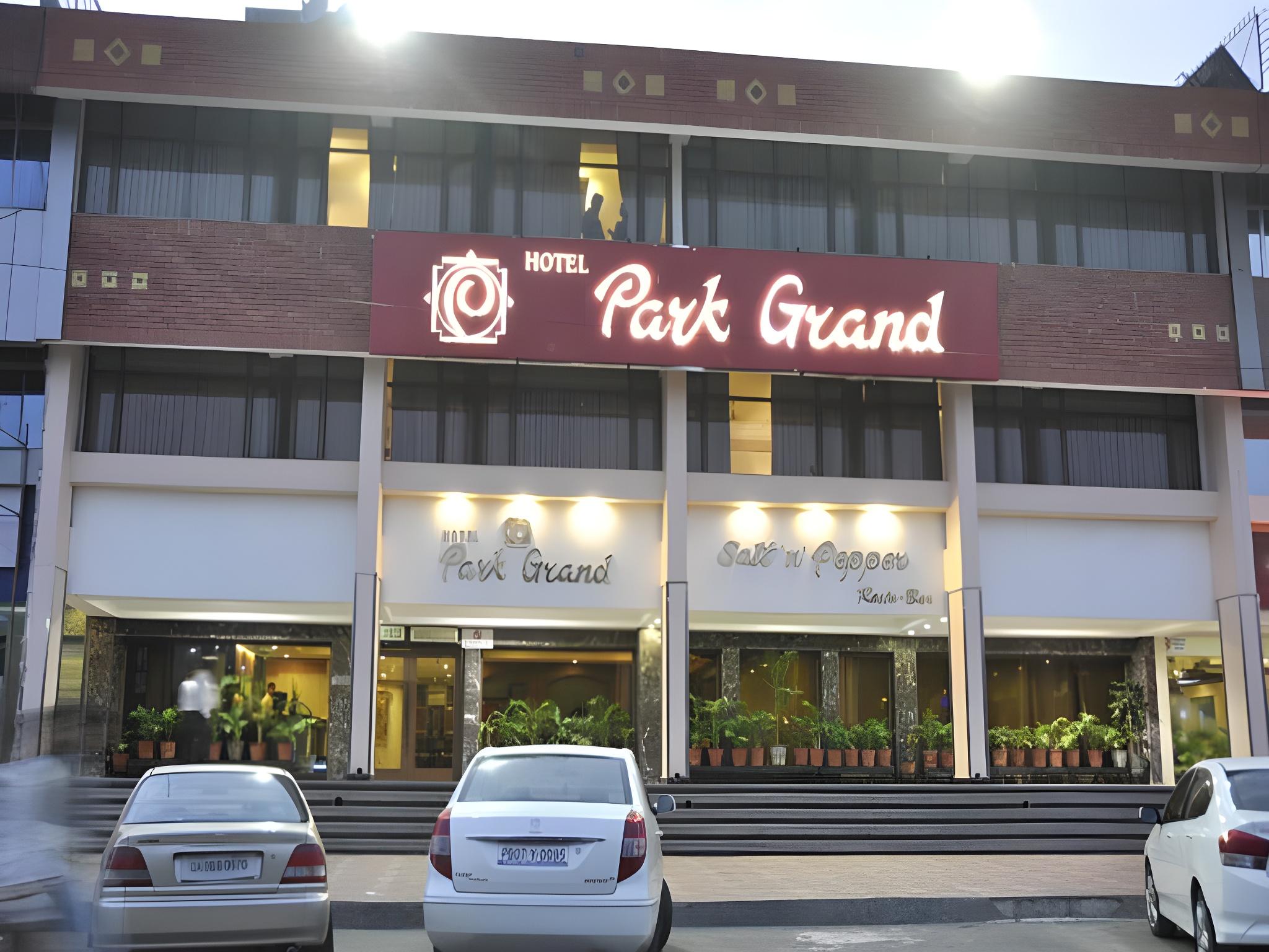 Hotel Park Grand Chandigarh 2/17