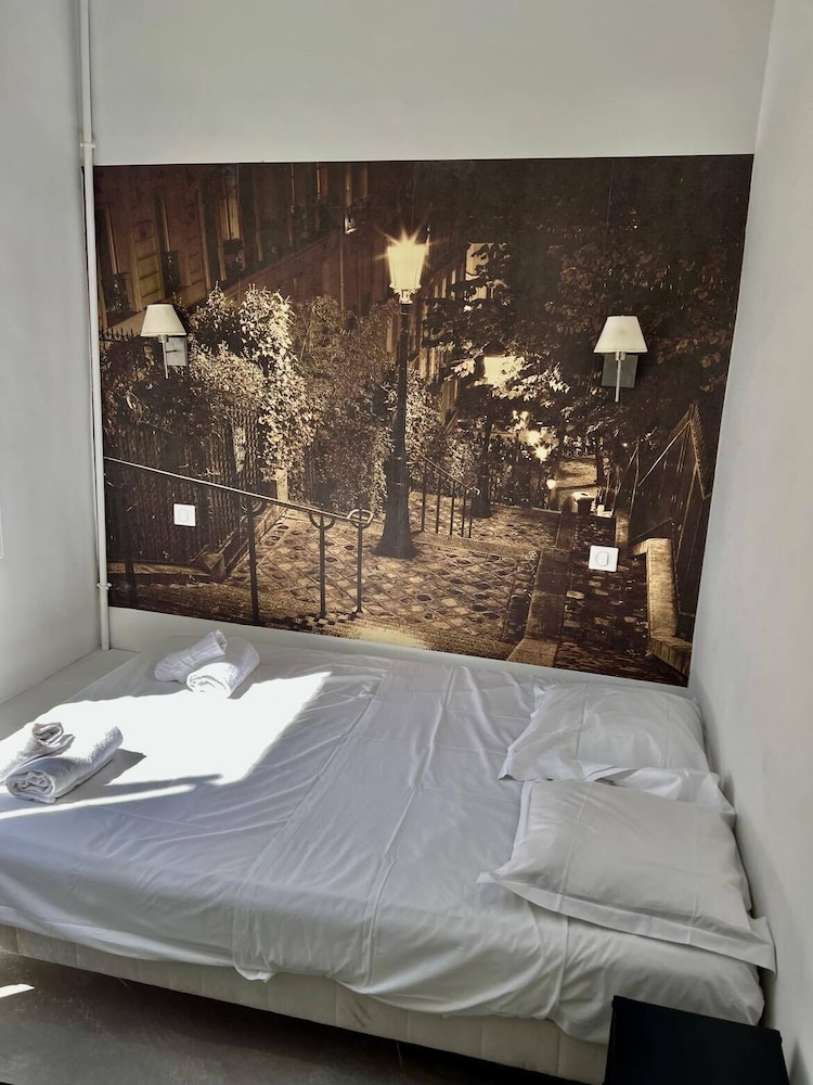 Hotel Chanteclair 29/39