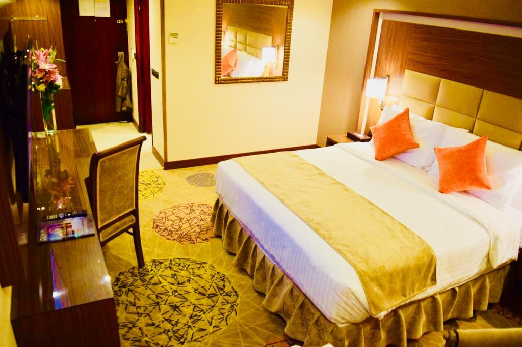 Standard, Double or Twin Bed