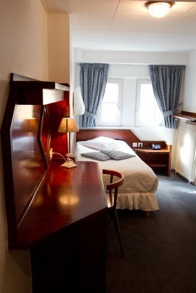 Hôtel Suisse 20/84