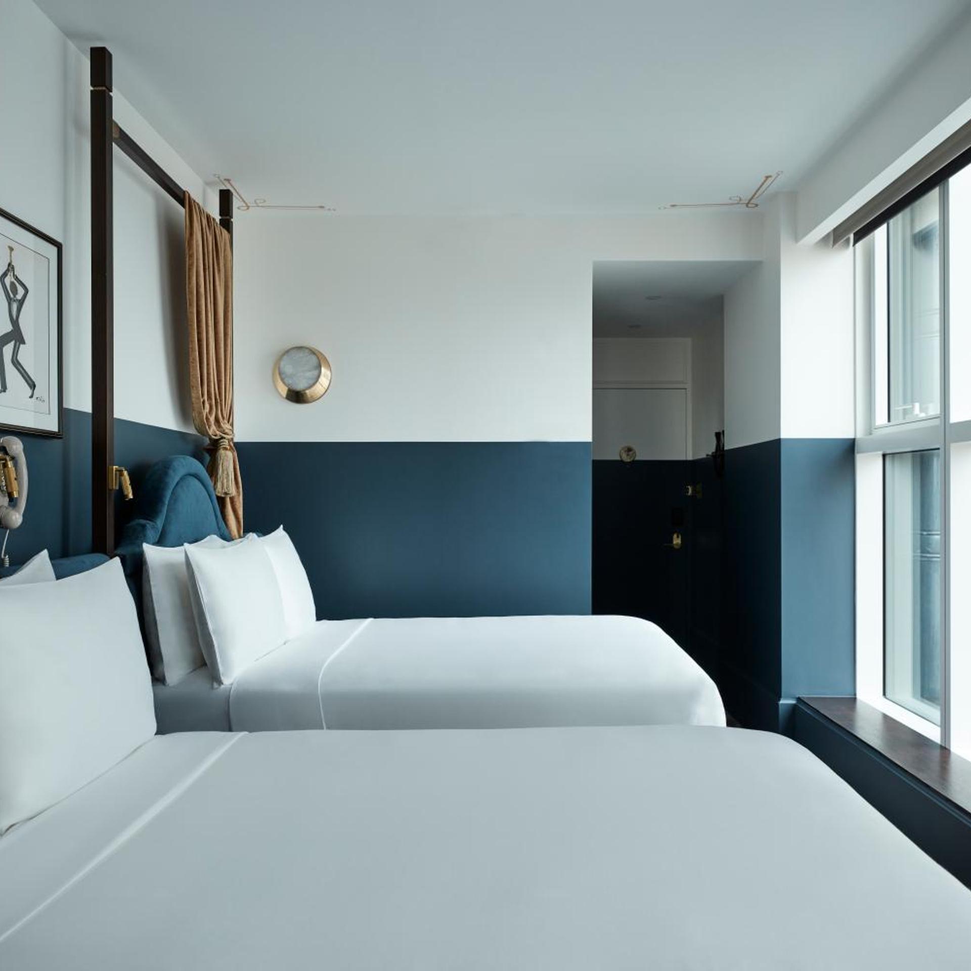 Deluxe, 2 Double Beds