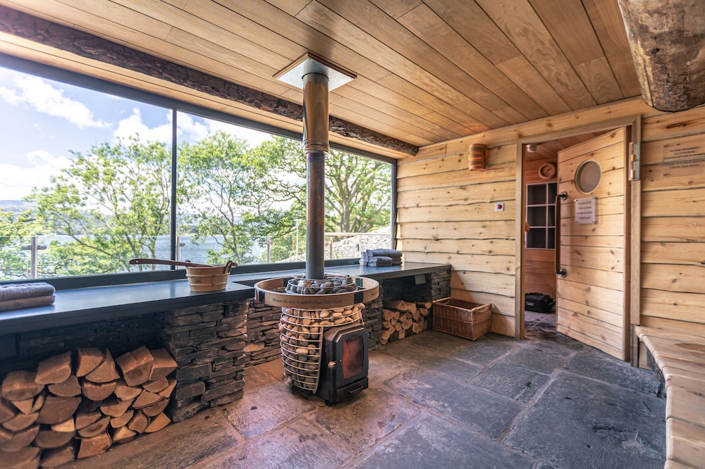 Low Wood Bay Resort Spa 62/81