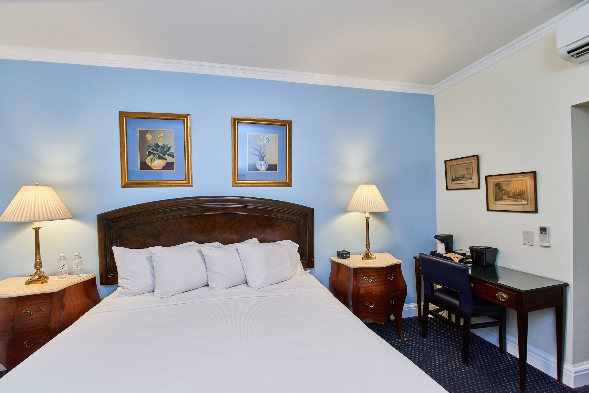 SUPERIOR, KING BED