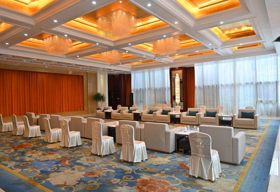 Huangshan Fengda International Hotel 64/80