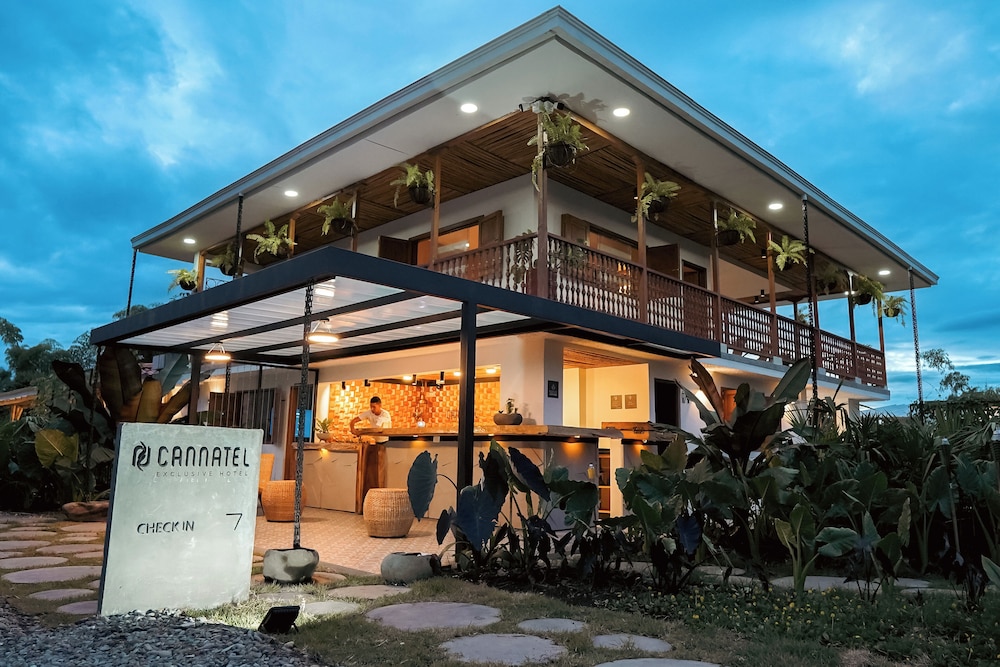 Cannatel Exclusive Hotel 2/50