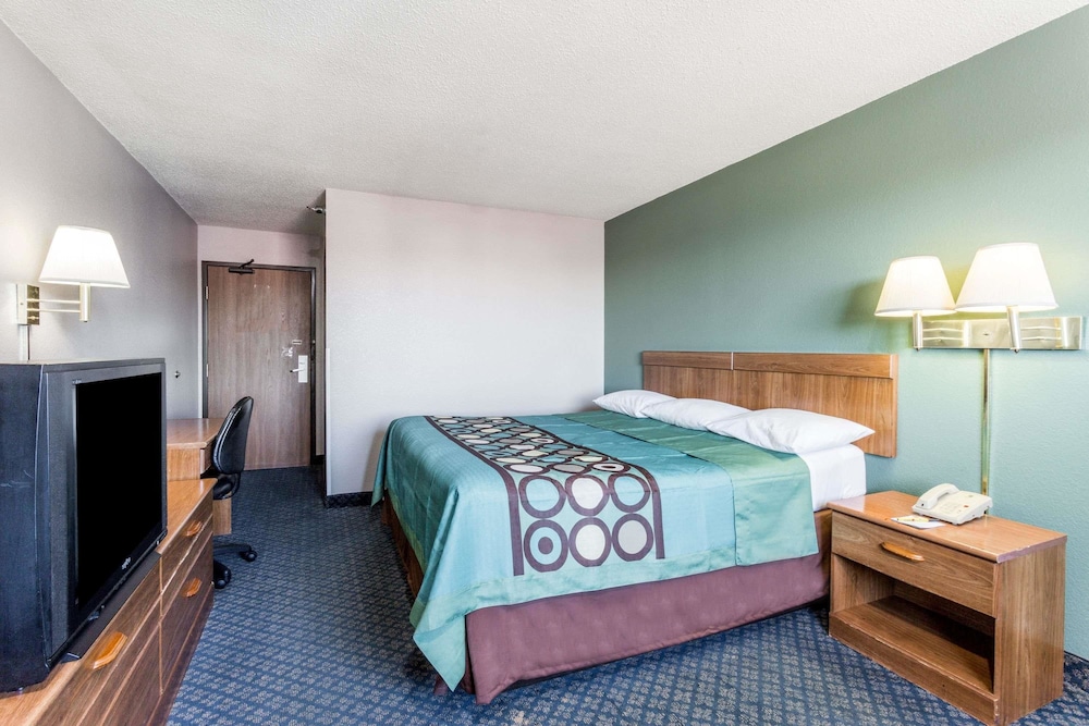 Super 8 By Wyndham Richmond Midlothian Turnpike 11/26