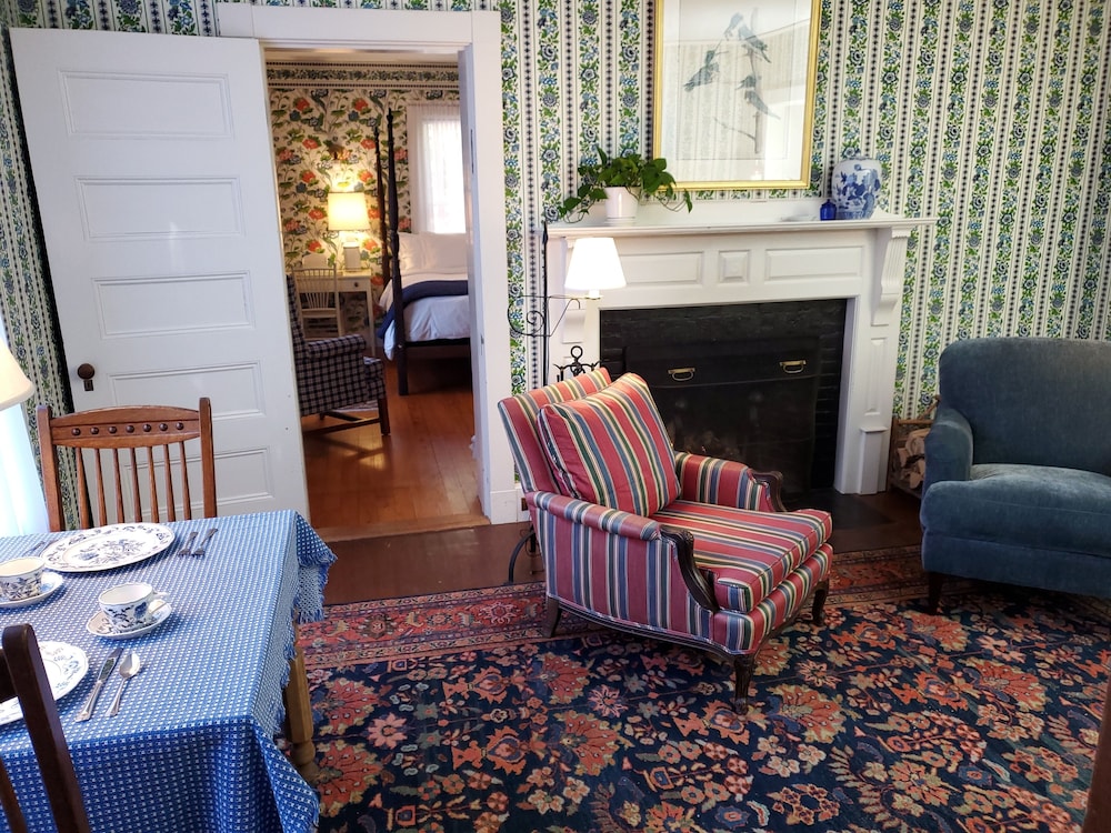 Harbourside Inn 37/50