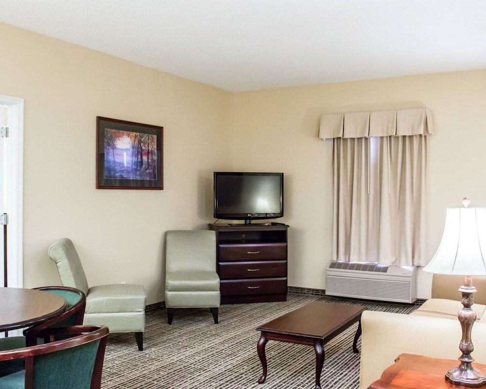 Quality Inn Goldsboro 21/36