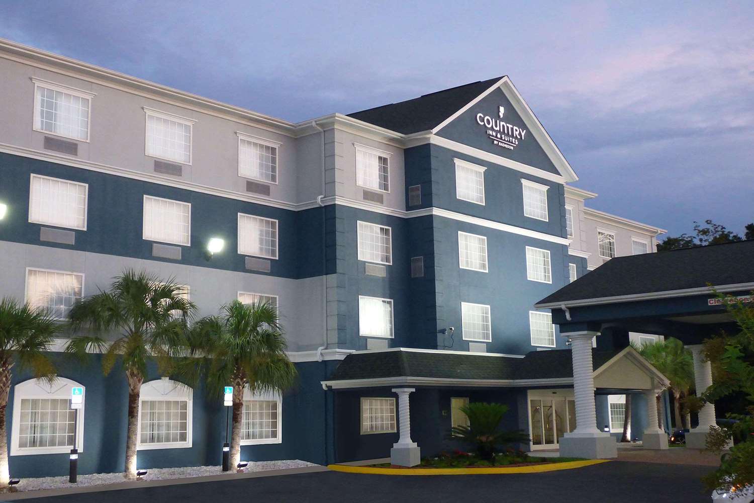 Country Inn & Suites by Radisson, Pensacola West, FL 1/8