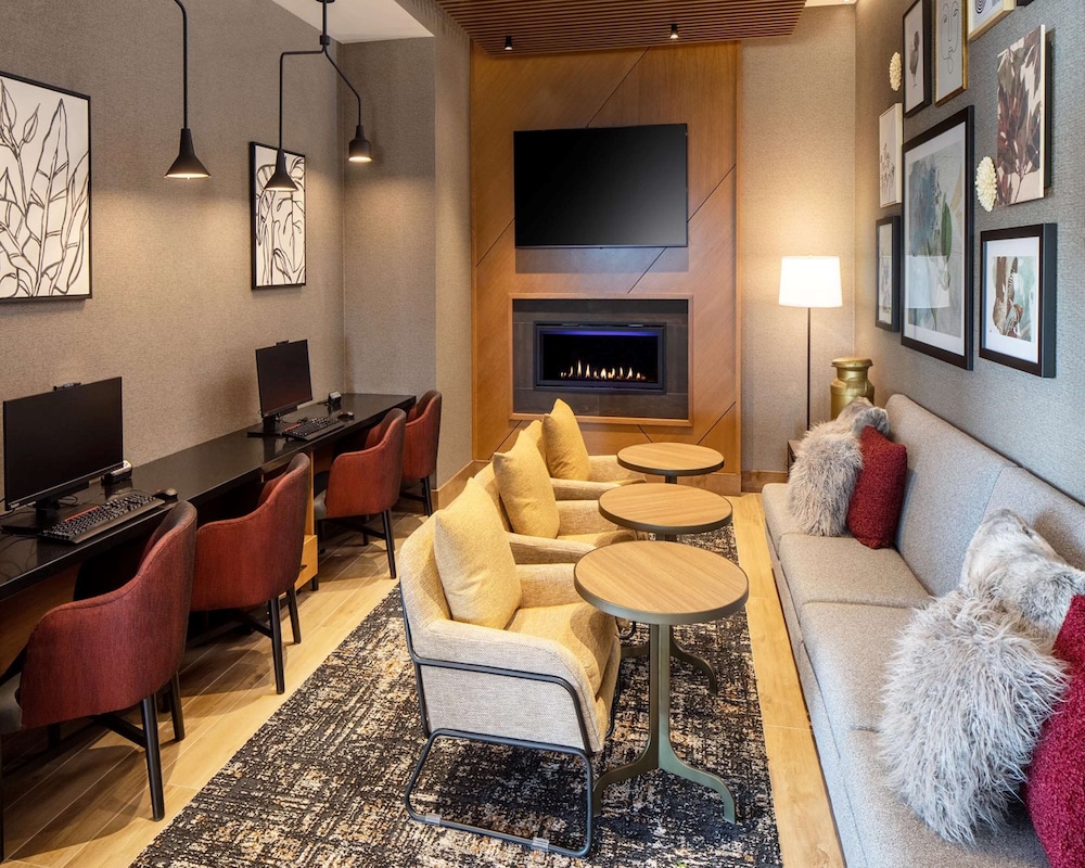 Hyatt Place Harrisonburg 37/44