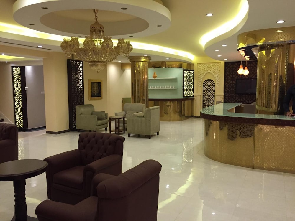 Ashbona Suites 33/41
