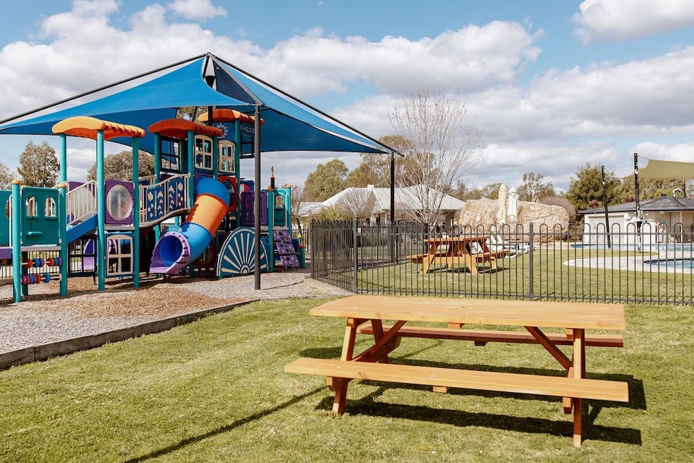 TINDARRA RESORT 60/73