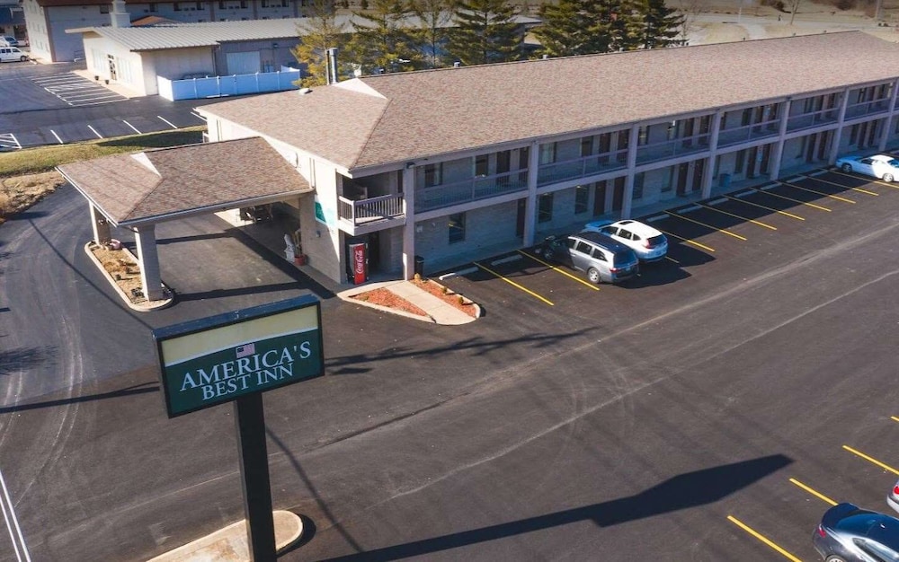 Americas Best Inn - Eureka 13/14