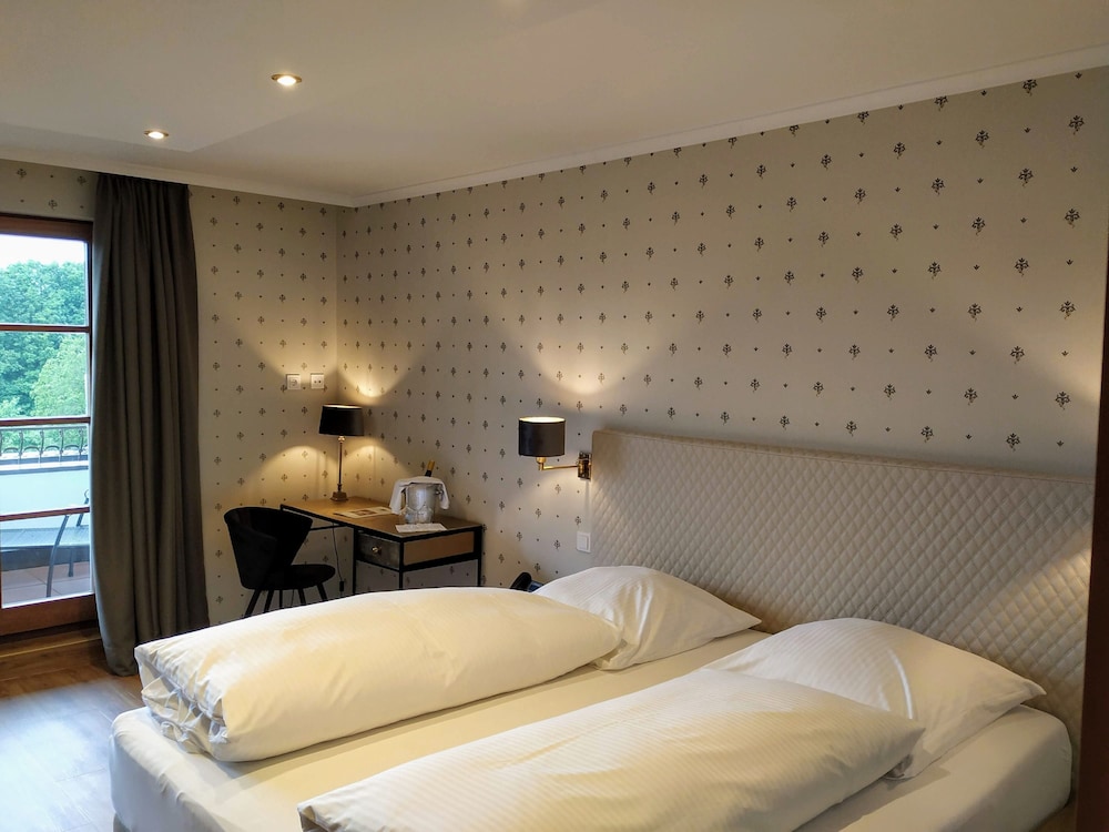 Comfort, Double Bed, Valley View