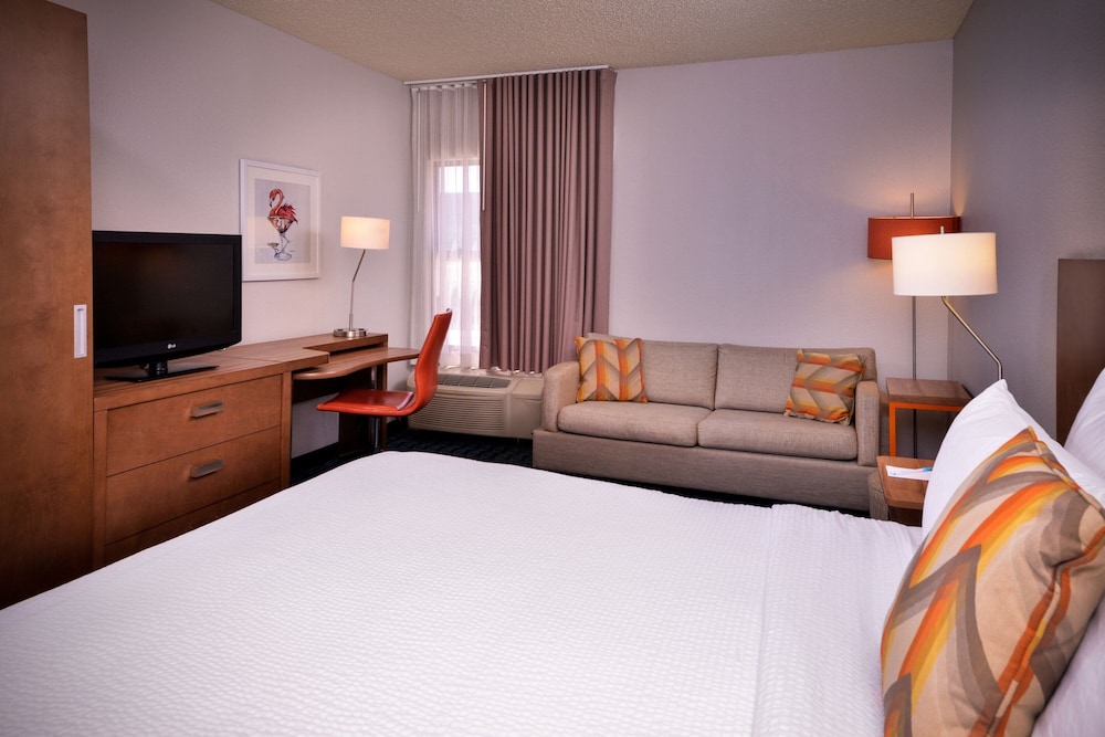 Fairfield Inn Las Vegas Convention Center 13/23