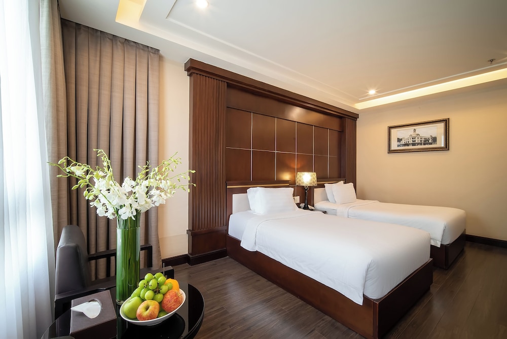 Nhat Ha L Opera 22/56