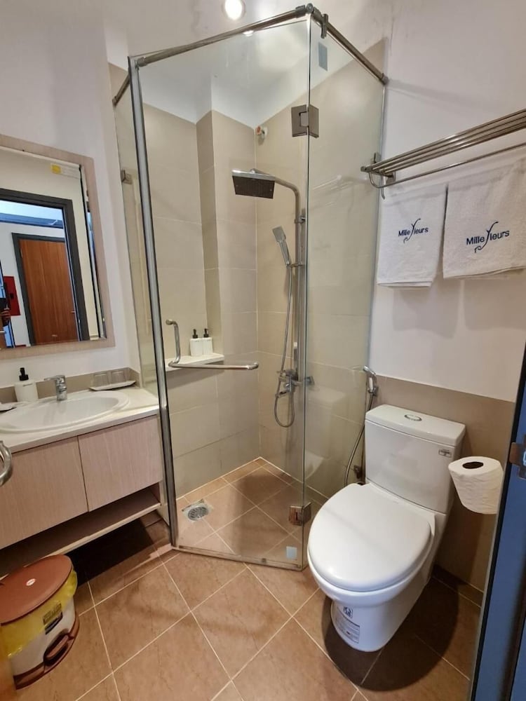 Mille Fleurs Hotel 24/26