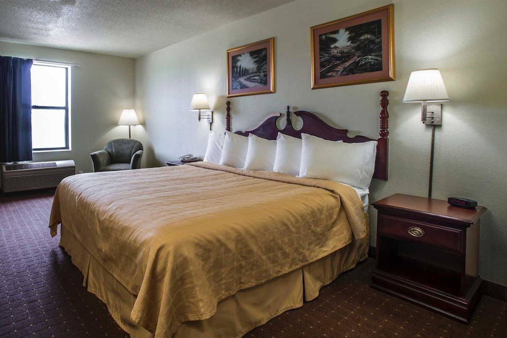 Quality Inn Harrisburg 6/16