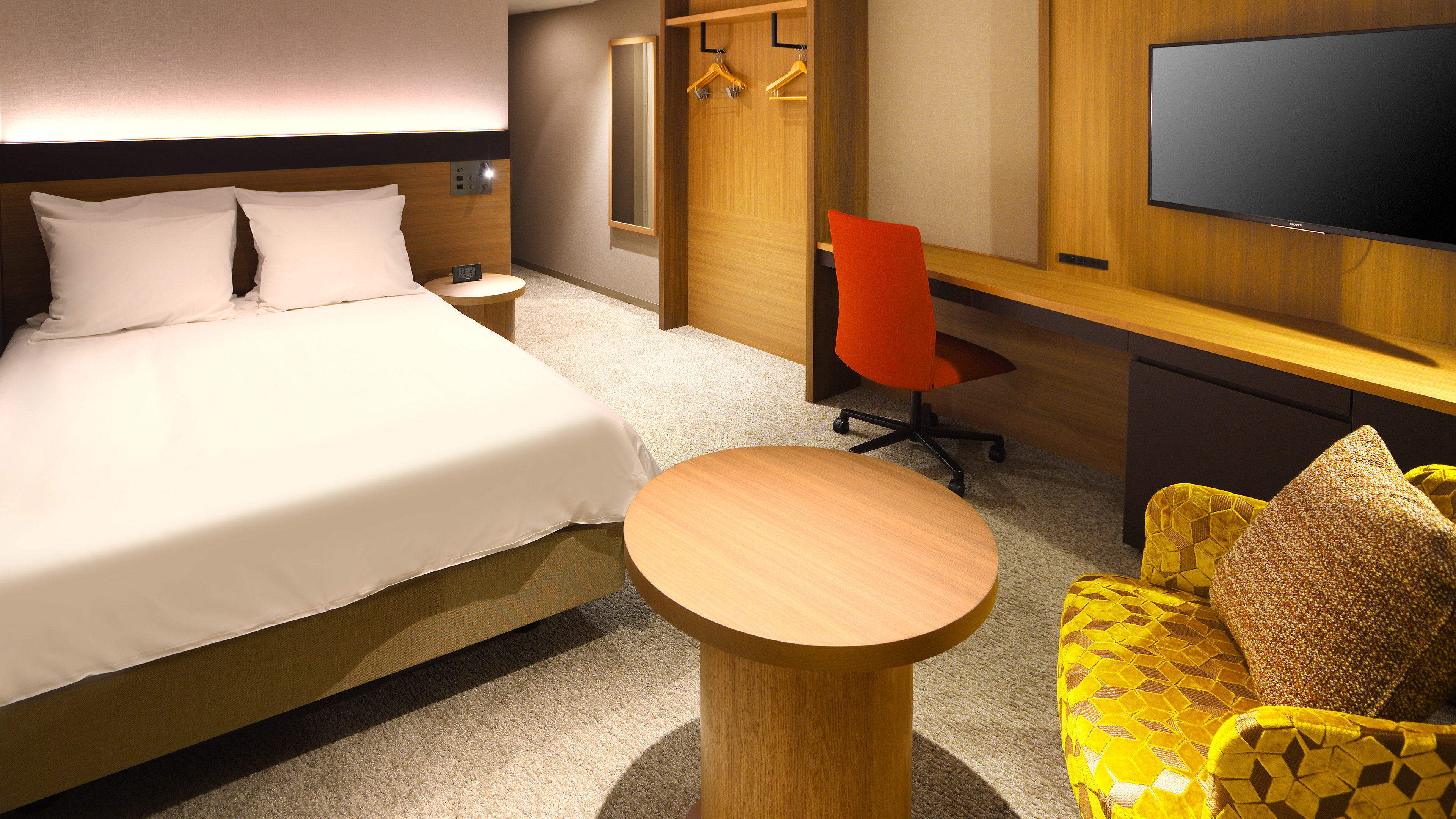Standard, Double Bed, Middle Floor