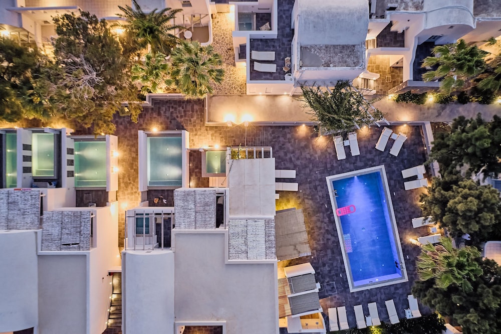 Meltemi Excelsior Suites And Spa 29/31