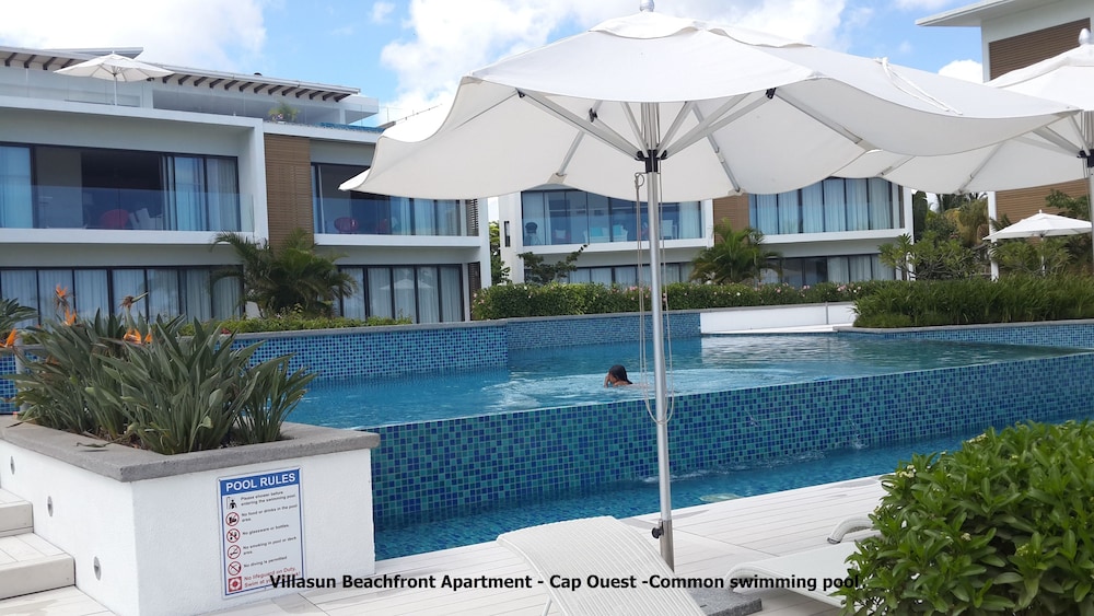 Villasun Seafront Apartment at Cap Ouest 2/29