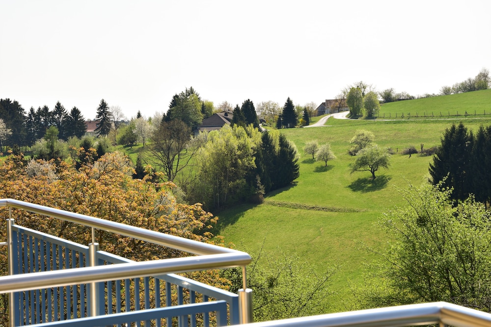 Golf & Therme Sonnepension 18/38