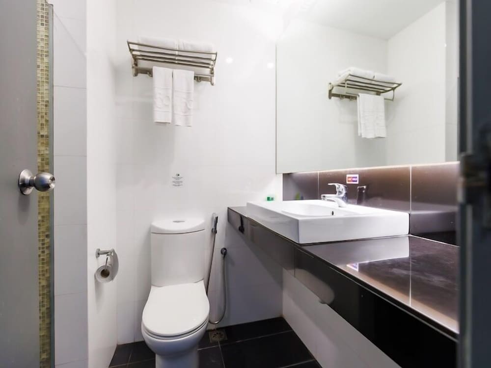 56 Hotel - Block A 38/38