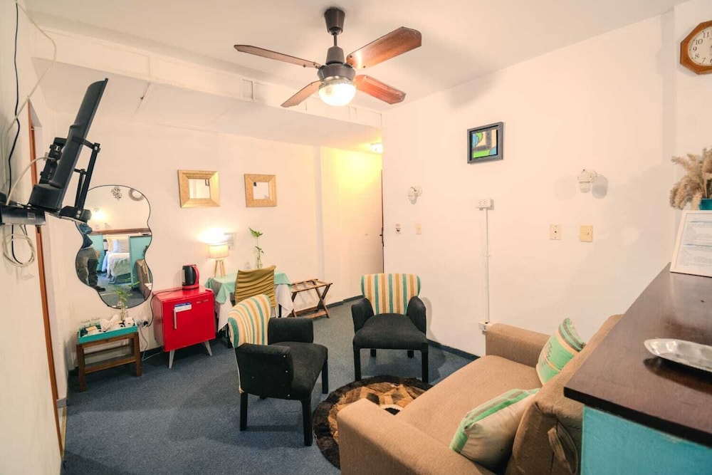 Hostel & Spa Mediterránea 40/60