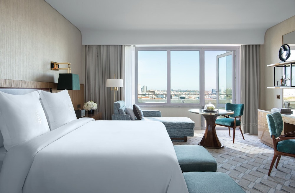 Four Seasons Hotel Ritz Lisbon 10/65