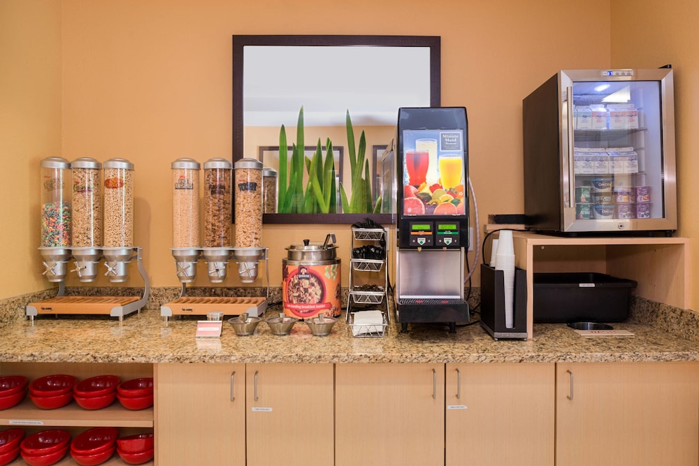 TownePlace Suites by Marriott Huntington 35/44
