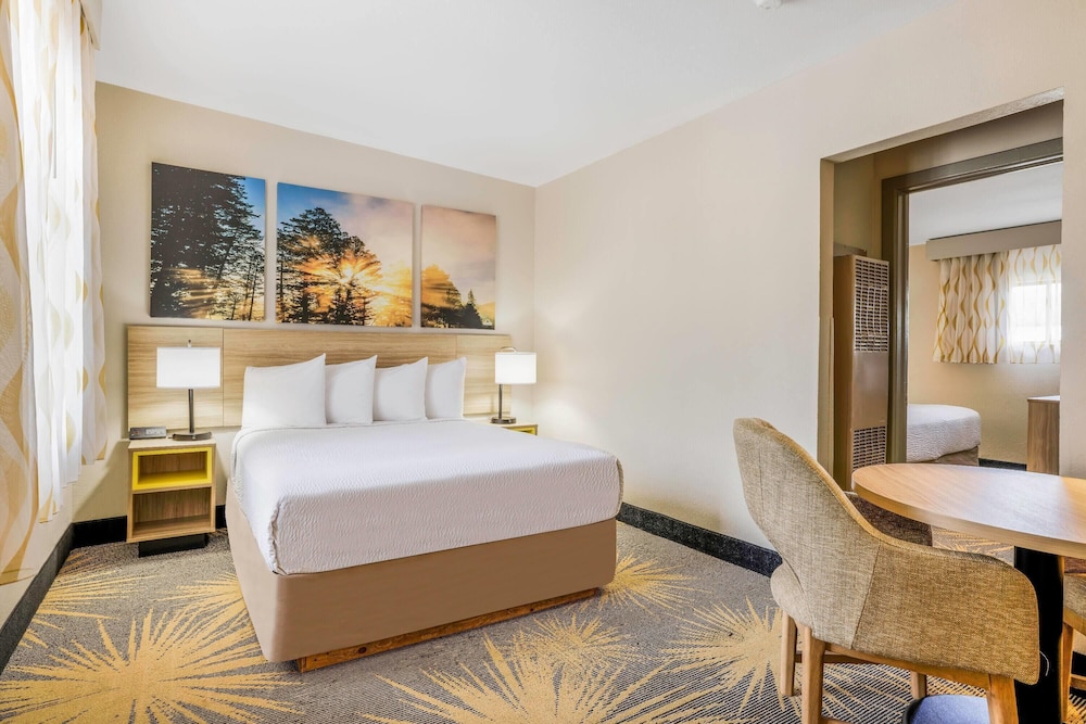 جناح بسرير كينج وسرير كوين، Days Inn by Wyndham Cortez 7/10