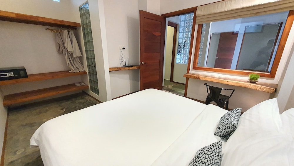 Sarina Boutique Hotel 10/50