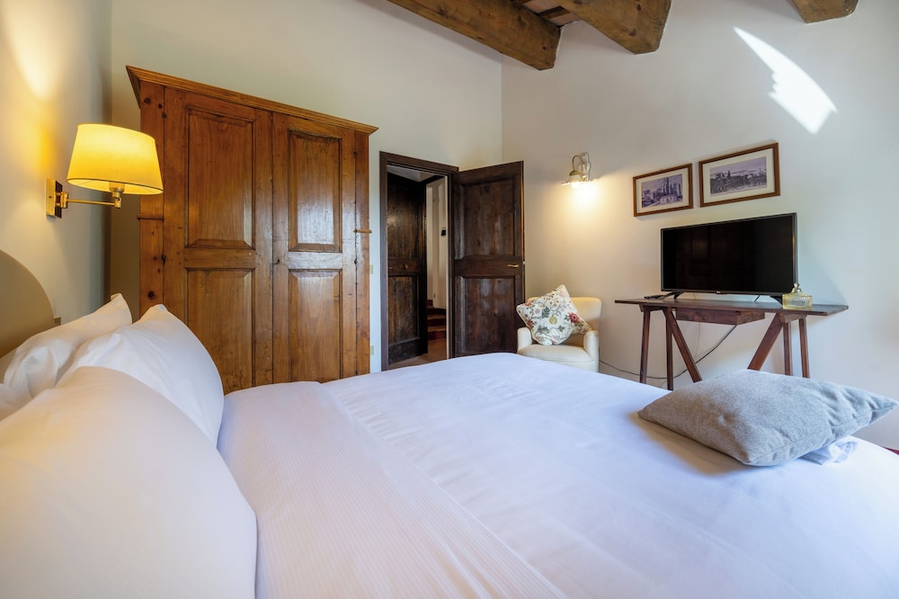 Castello Di Montegridolfo Spa Resort 30/89