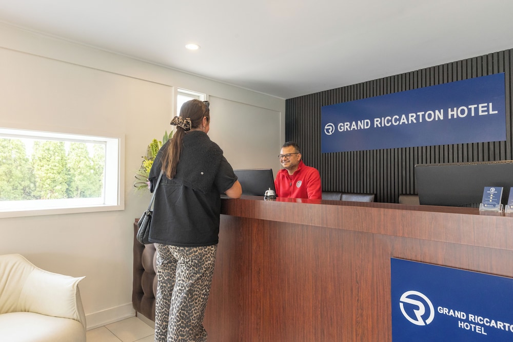 The Riccarton 6/50
