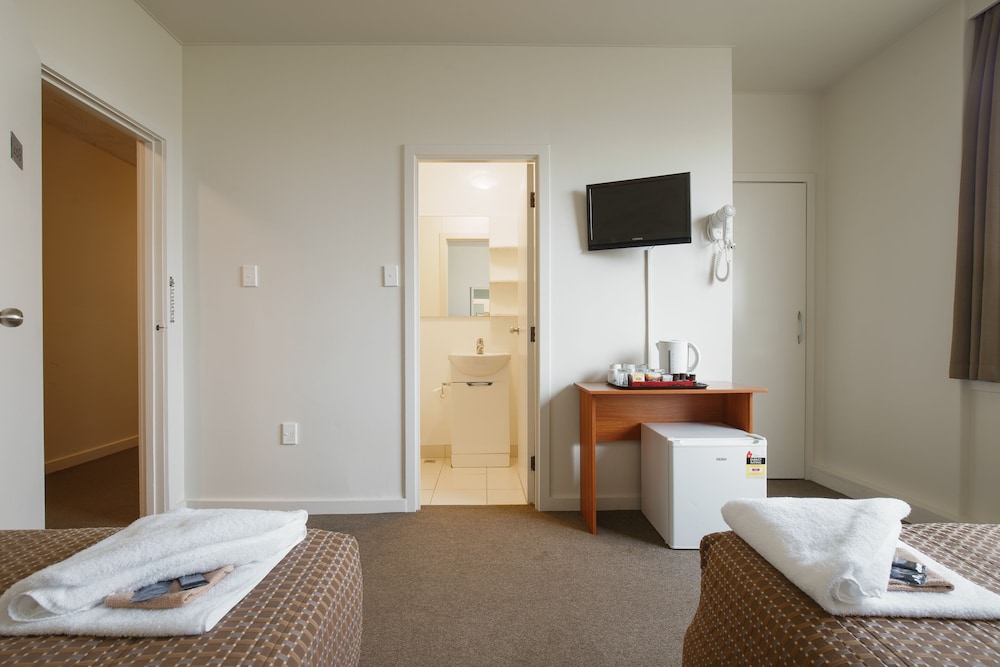 Kiwi International Hotel 31/61