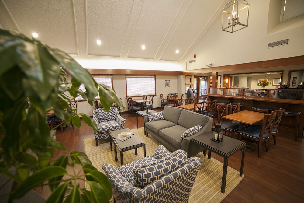New Haven Village Suites 21/34