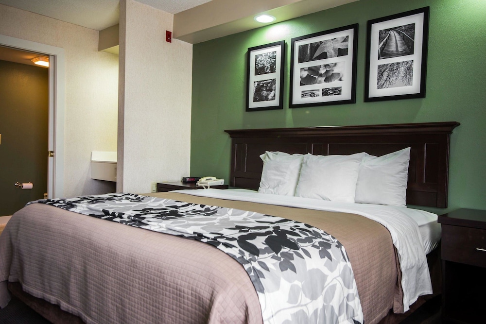 Sleep Inn Sumter 8/69