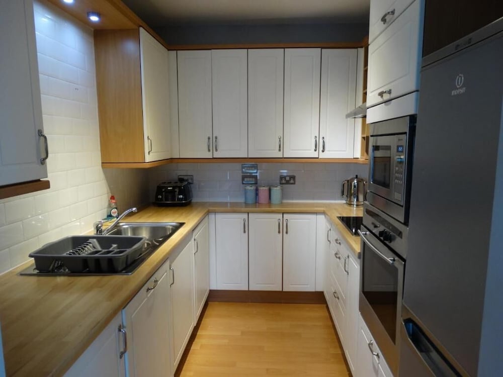 The Cardiff Apartment 20/21