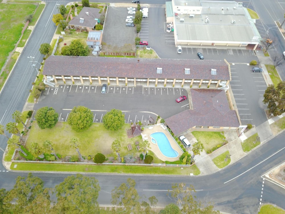 Lakeview Motel 4/60