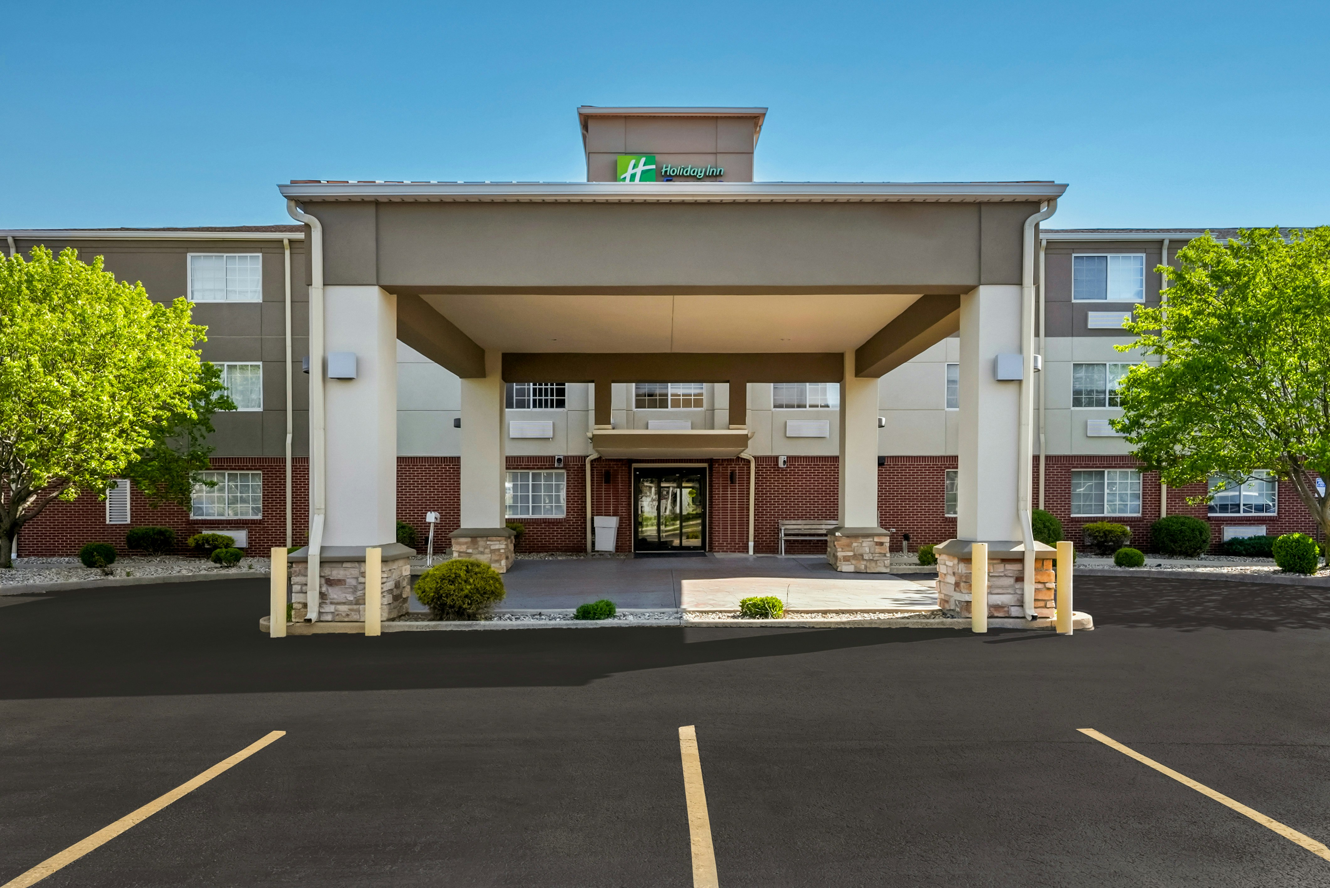 Holiday Inn Express Suites Wabash 61/65